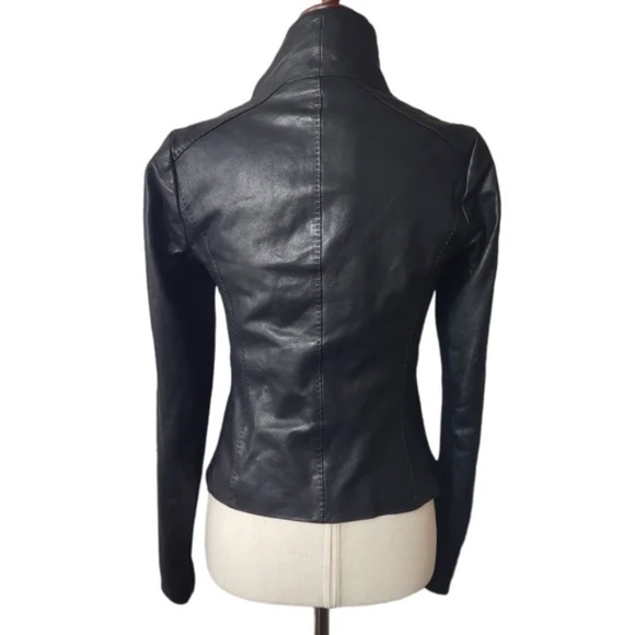 Gorgeous Like NEW Vince Super Soft Lambskin Black Moto black leather jacket XS - Picture 5 of 9